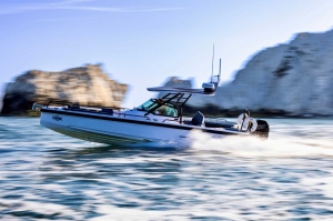 Eventscape-Axopar-28-T-Top-Solent
