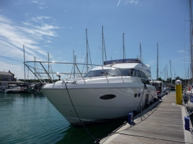 Princess-56-Flybridge-Powerboat