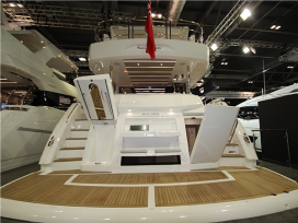 Sunseeker-76-Bathing-platform-Eventscape